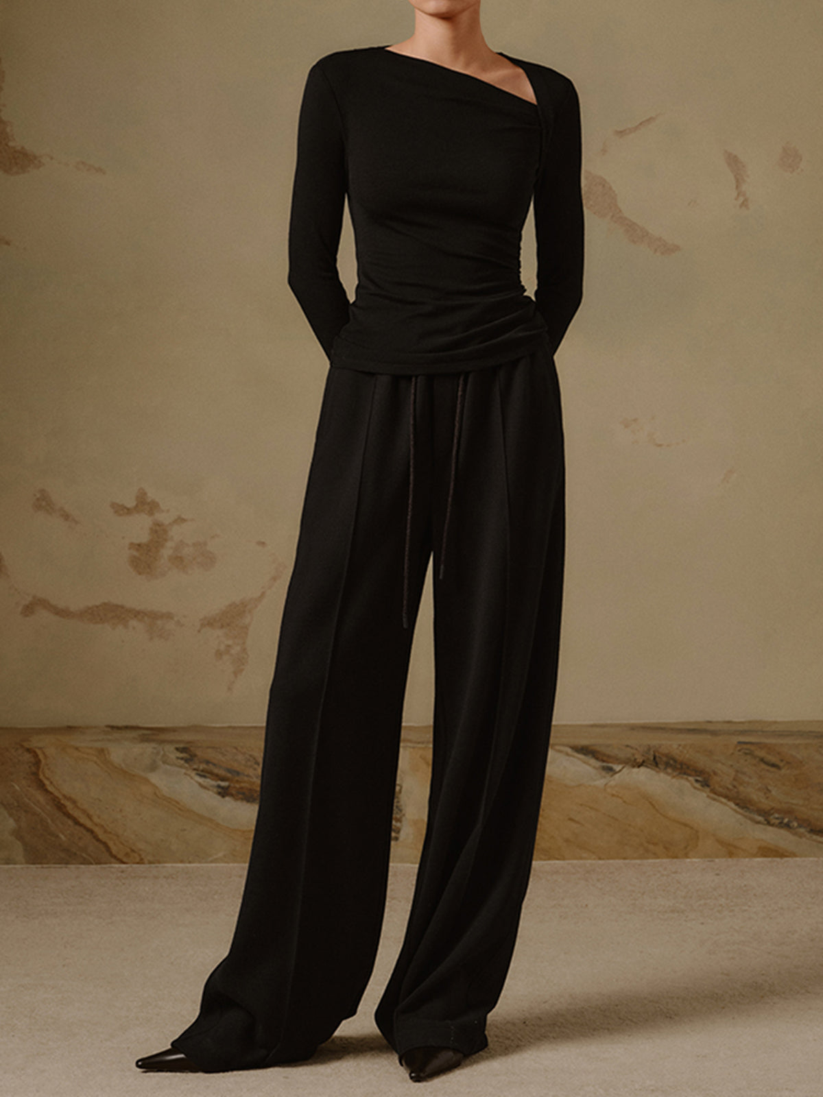 Evelyn | Damen Rippen Strick Asymmetrisches Oberteil  | Langarm
